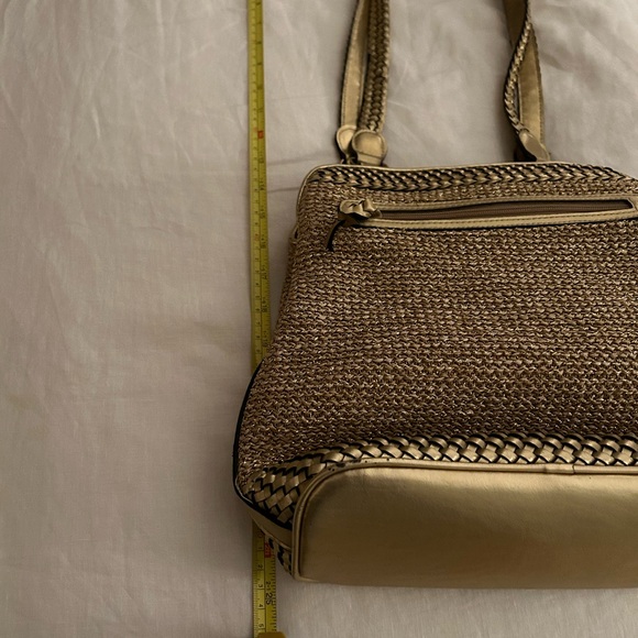 Source Unknown Gold and Tan Woven Bag - Picture 8 of 9